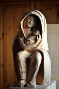 Madonna II.jpg (63.33 KiB) 5246 mal betrachtet Madonna II.jpg