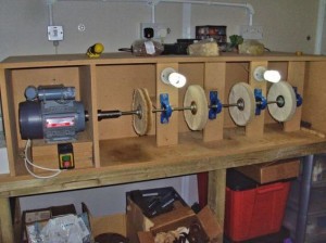 Schleifmaschine.jpg (43.99 KiB) 11257 mal betrachtet Schleifmaschine.jpg